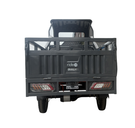 Electric cargo scooter RIDE-E BULL with a roof and windshield  (EEC)