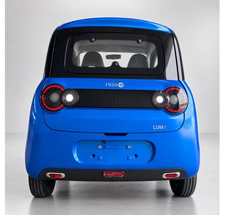 RIDE-E LUMA Blue — rear view (AI studio visual)